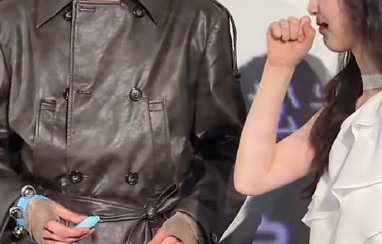 《方圆八百米》线下追剧团活动中，丁勇岱是如何抓到许凯和邓恩熙的？