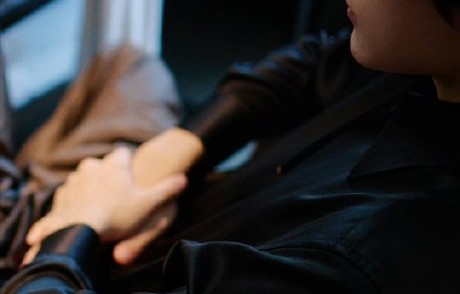 易烊千玺最佳新人奖对偶像转型有何意义？