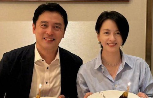 梁咏琪和弟弟一起庆生，姐弟俩共用一张“脸”！网友：长得太像了