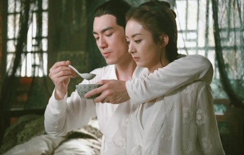 仅开播5集，热度即大爆，终于有让我熬夜狂追的古偶大剧了