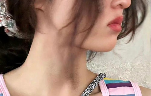 张子枫，新生代演员中的璀璨之星