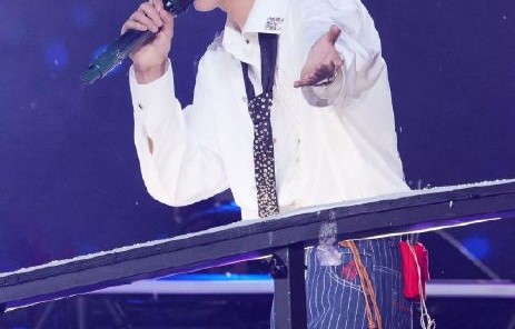 王源累计40场巡演收官倒计时，明年不再办传统巡演