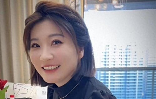 钱再多有什么用，一纸解约函，暴露王暖暖小心思，评论区风向变了
