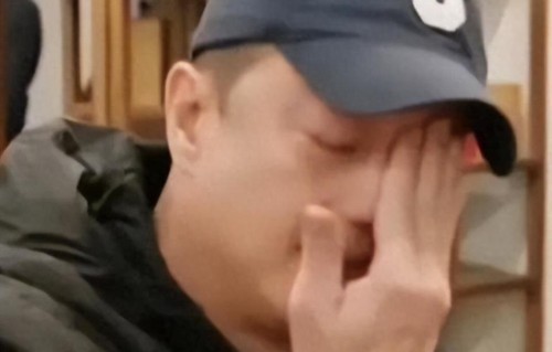 王菲也没想到，未满20岁的李嫣，如今竟成了李亚鹏的金字招牌