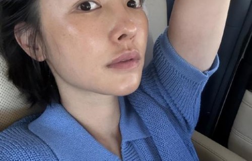 白百何为何主动晒出肤色不均的素颜照？|紧致|滤镜|娱乐圈|明星|皮肤