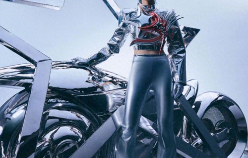 李宇春连续19年压轴,凤凰传奇陶喆忙得团团转,2024跨年最忙是他