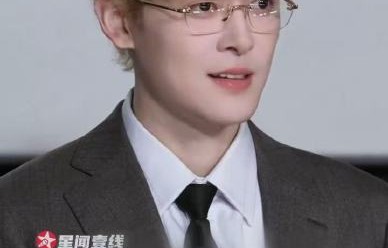 肘击桥段是剧情设计还是拍摄失误