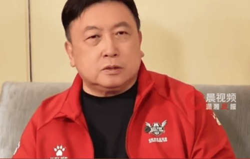 王晶曾替舒淇回绝所有饭局邀约：他们说给我100万，就为跟舒淇吃一顿饭