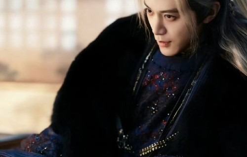 邓凯因为《逐玉》中齐旻一角，获得了怎样的专业认可和人气增长？|阴鸷破碎感|演技|反派|配角|费加罗