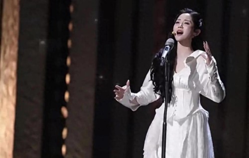 惊了！万千惠浪姐选曲零成本，背后真相太绝！