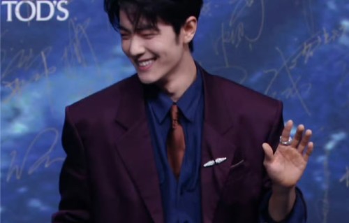 肖战害羞笑,就这样萌翻所有人