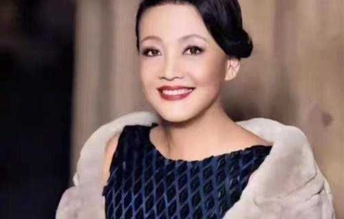 张兰2亿名画被扣押，刚抱孙子就翻车？汪小菲回应母子决裂？