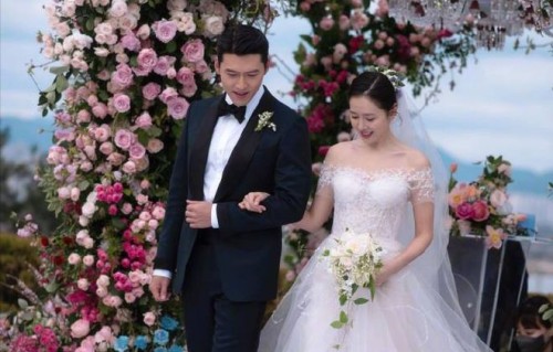 孙艺珍玄彬结婚四周年！从荧幕神话到现实夫妻，甜度拉满|爱的迫降|一骑绝尘cp|爱情|无可奈何|丑闻