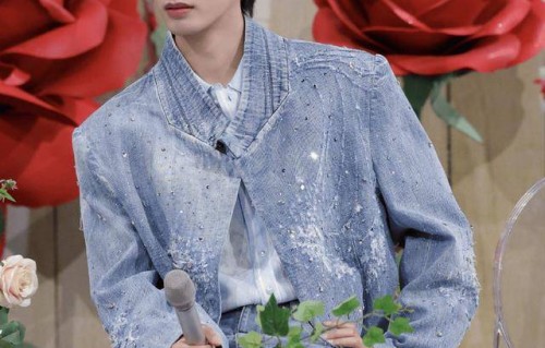 原创宋威龙签约天浩盛世