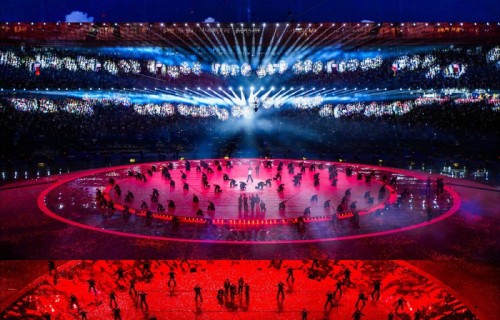 张杰连开七场演唱会状态绝佳，现场大合唱氛围热烈|热血|自由|开场