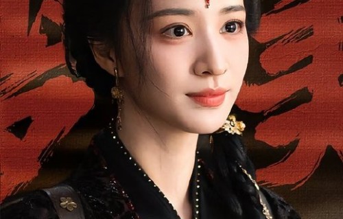王楚然在《烽影燃梅香》中挑战怎样的双面角色？