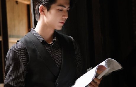 王楚然咬破张凌赫嘴唇是设计还是意外？