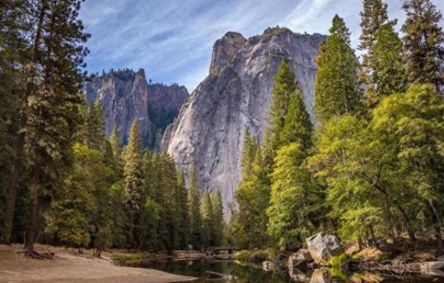从美声专业第一到横店NPC花花：王皓的舞台人生，花正重开