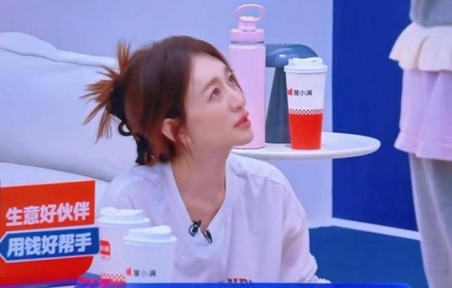 李小冉也是搞笑女，才知道自己唱歌难听，自嘲听不出跑调是缺心眼|乘风破浪的姐姐|阚清子|乘风破浪|反射弧|喜剧