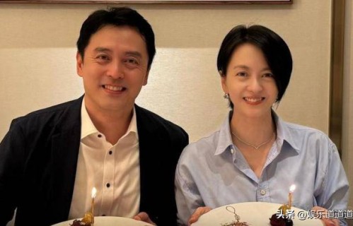 梁咏琪携龙凤胎弟弟同庆50岁！冻龄颜值复制粘贴