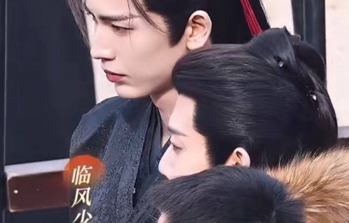 被嘲“高冷”的他，私下竟靠口哨撩妹！章若楠害羞反应藏不住，网友直呼磕到了！ - 360娱乐，你开心就好