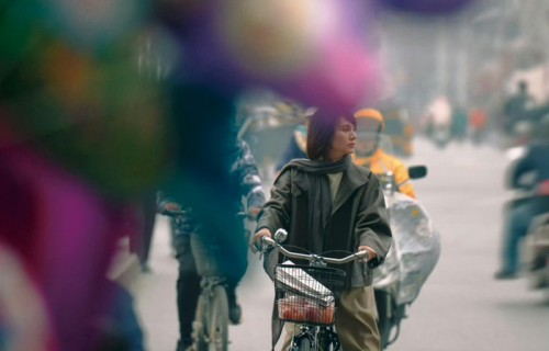 袁泉登上城士杂志封面