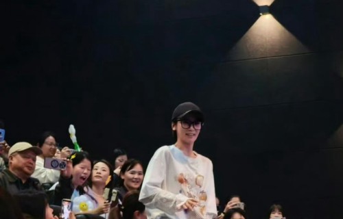 谢楠何宣林为蒋龙新片站台