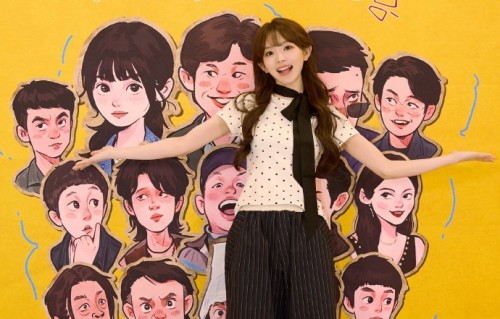 田曦薇出席低智商犯罪庆功宴状态佳|小田