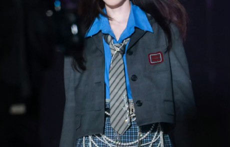 为什么鞠婧祎的全开麦表演被称作是打破偶像刻板印象的高光时刻？|雨爱 (Live)|舞台|雨爱|声乐|娱乐