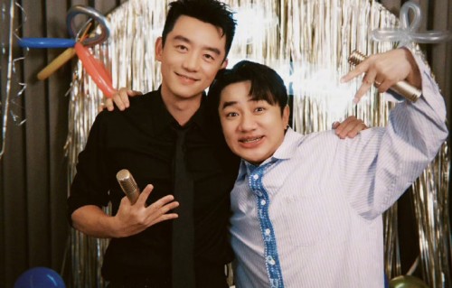 郑恺王祖蓝聚会合照曝光