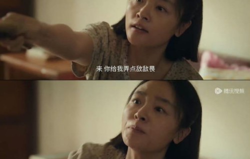 除了张嘉益，《主角》剧组还有哪些演员有类似即兴表演或笑场时刻？