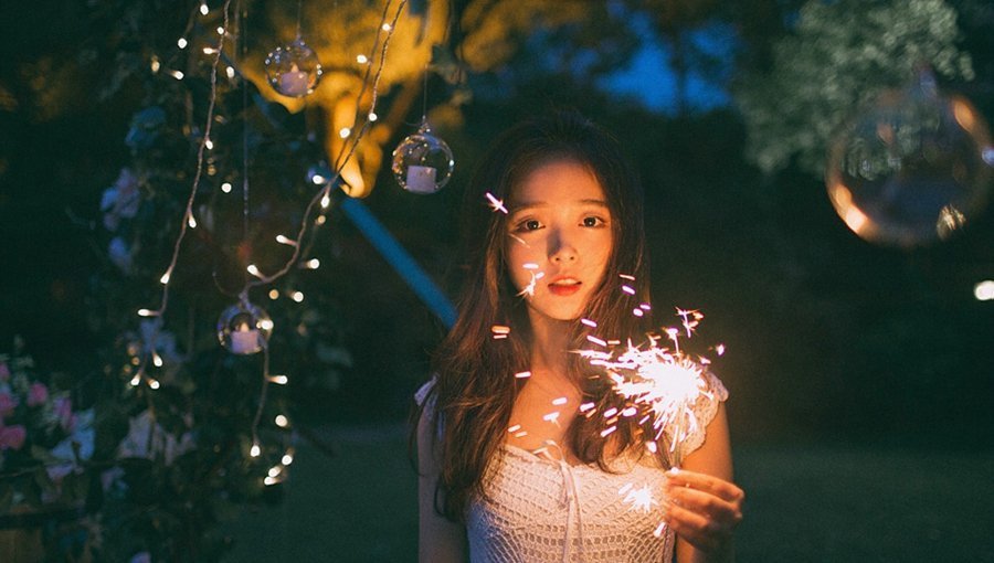 苏醒连发6张录音棚“刷屏”照，粉丝调侃：这条微博也太吵了！