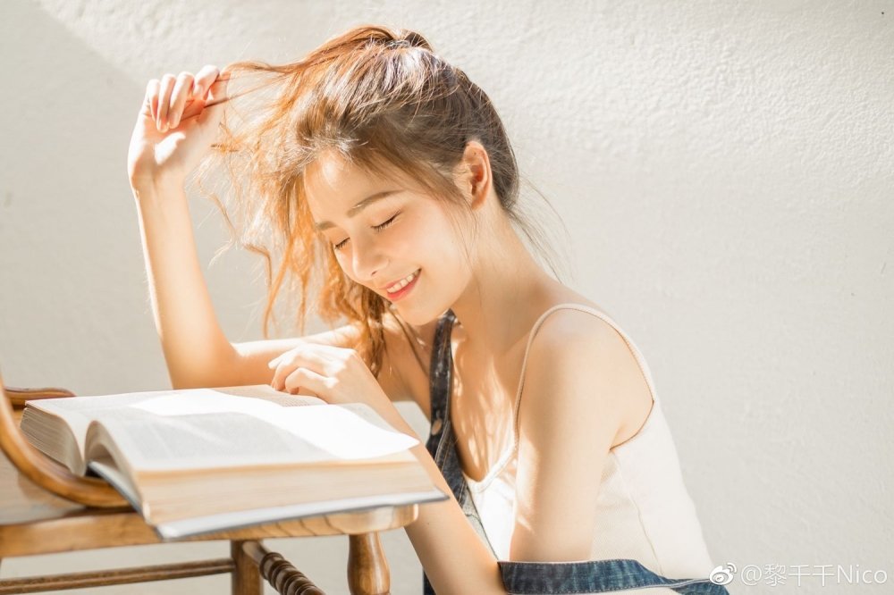 肖战孙俪获封“年度卓越品质之星”