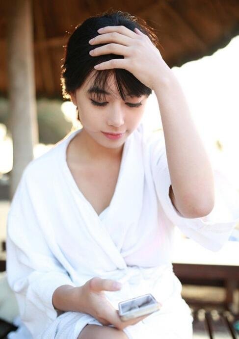 苏醒连发6张录音棚“刷屏”照，粉丝调侃：这条微博也太吵了！