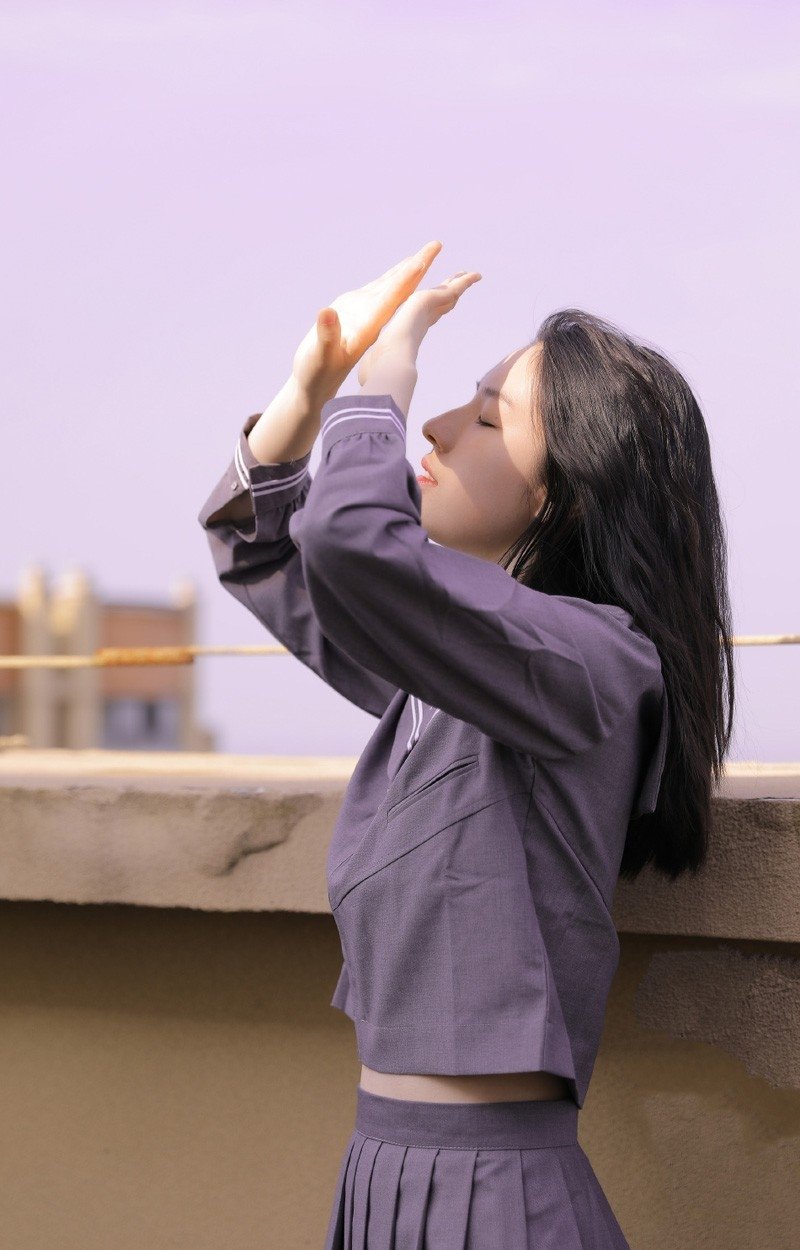 本次入围的华语电影，如《森中有林》《今晚正好》《余烬》，主要讲什么内容？