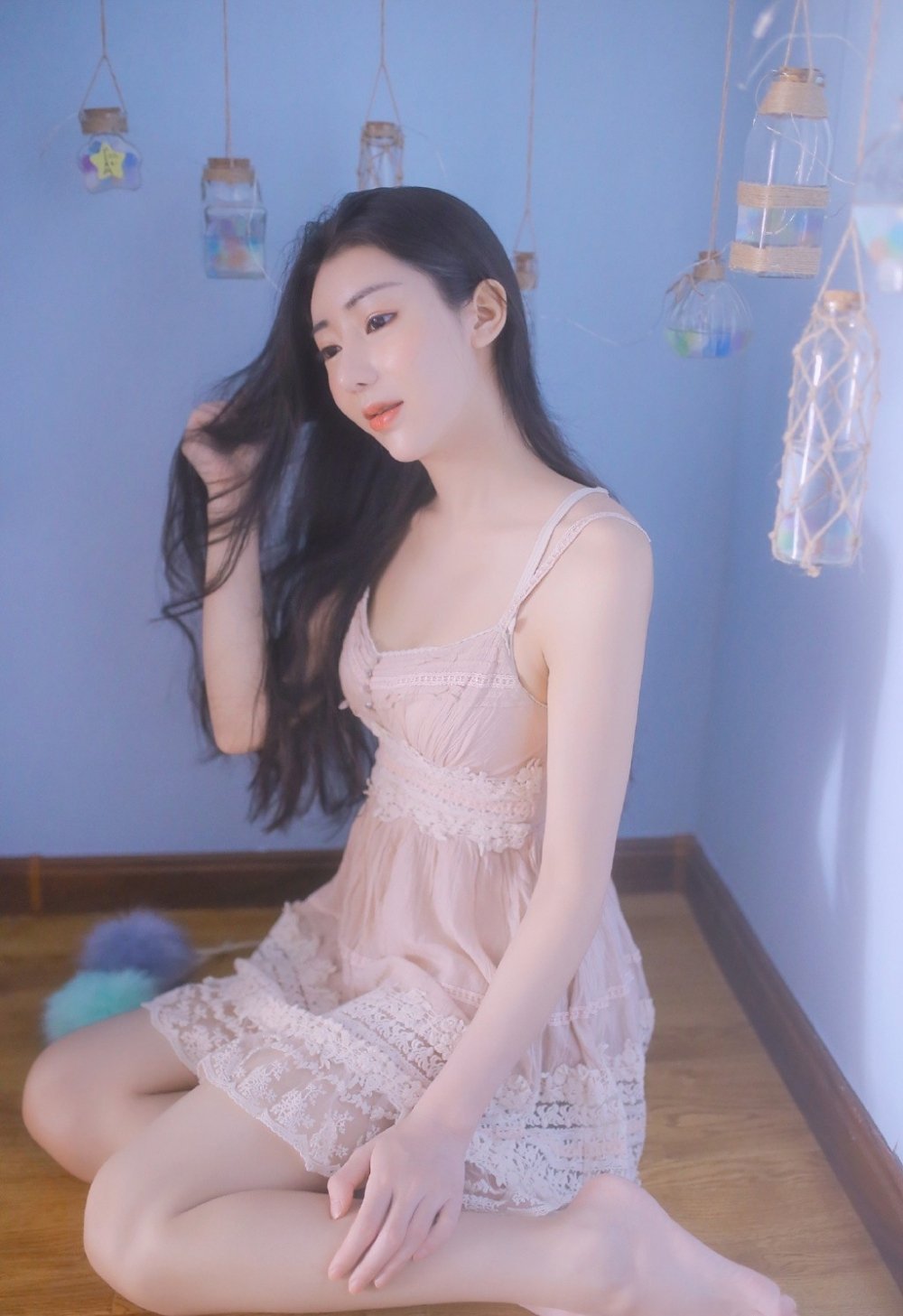 本次入围的华语电影，如《森中有林》《今晚正好》《余烬》，主要讲什么内容？