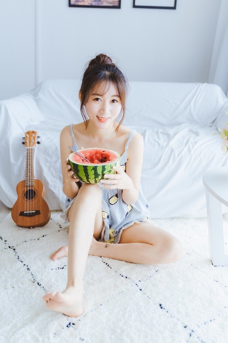 肖战孙俪获封“年度卓越品质之星”