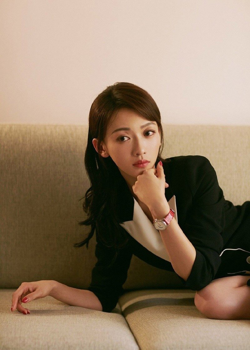 粉丝们如何评价王俊凯此次卡点发布新歌的浪漫行为？