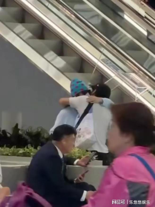 打开网易新闻 查看精彩图片