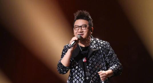 杨臣刚 图源@有歌第二季