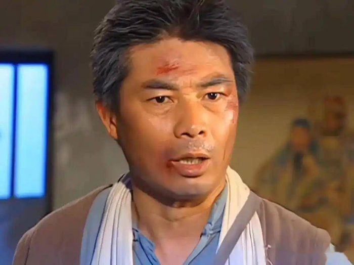 十五年光阴流转，“李副官”的忠厚形象依然鲜活。而曹秋根这位艺术家的名字，不应再被时光遗忘。他留给我们的，不仅是荧幕上的经典角色，更是一份关于专注、敬业与淡泊的永恒启示。