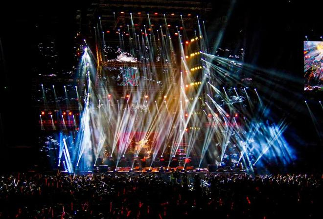 图源:摄图网_501303337(非演出现场图)