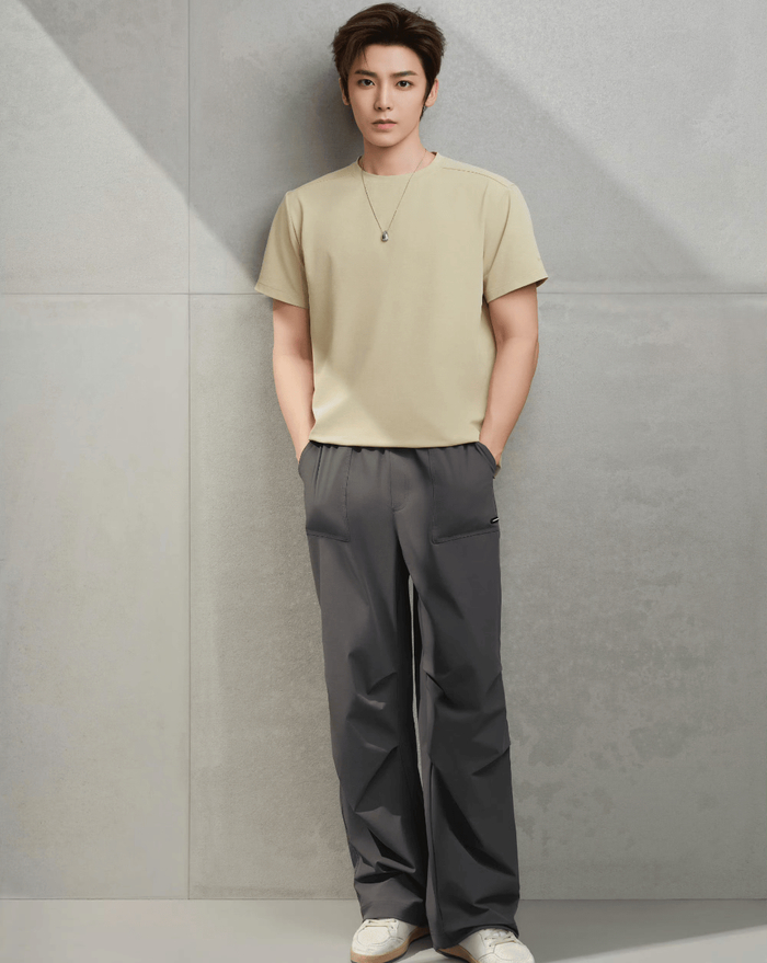 现在两边都在等主办方的回应，要是真的没授权，该道歉道歉该整改整改，总比硬着头皮嘴强好。你对这次演唱会设计撞车事件怎么看？你觉得艺人需要为主办方的错误负责吗？评论区唠唠呗！