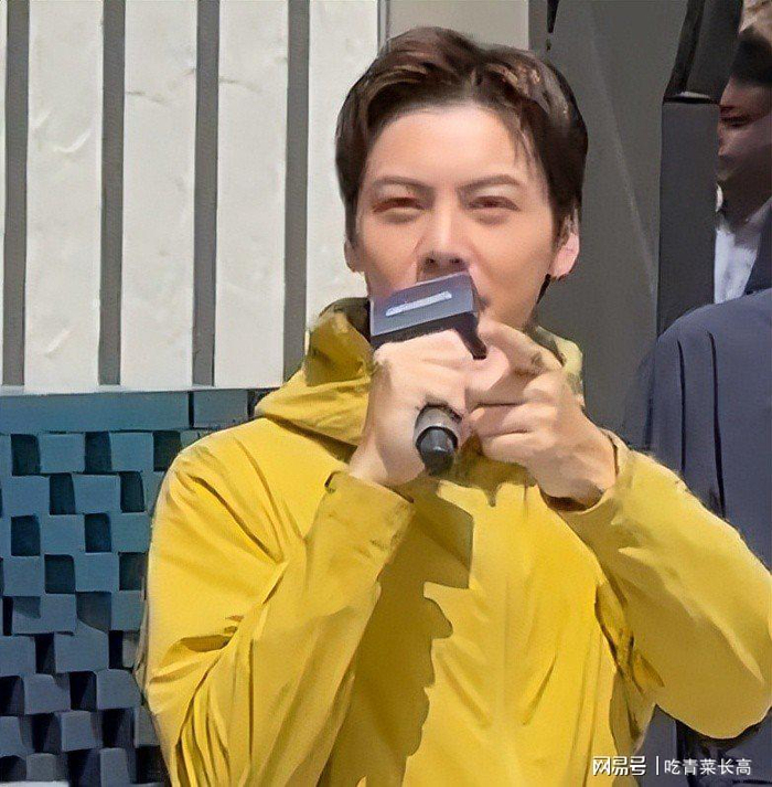 打开网易新闻 查看精彩图片