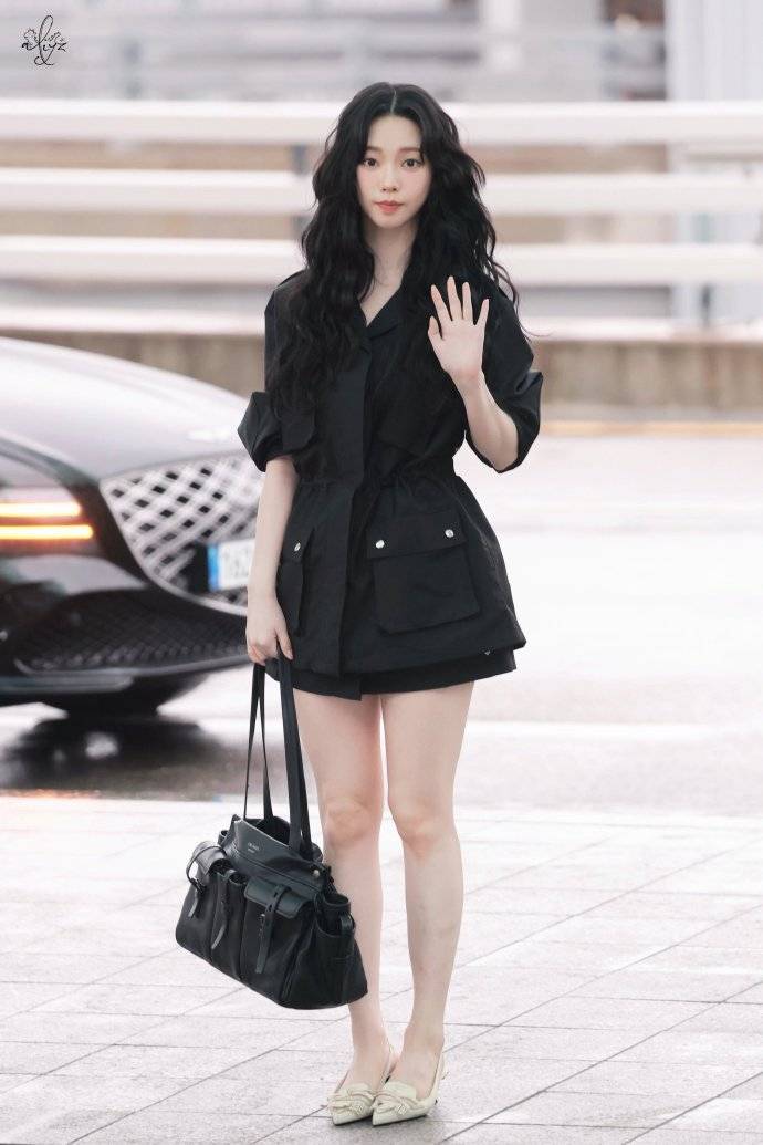 a0e8b5875d8a2dbdac8581366f852936_d5649021gy1icrzc48z4ej211x1kwdm9.jpg