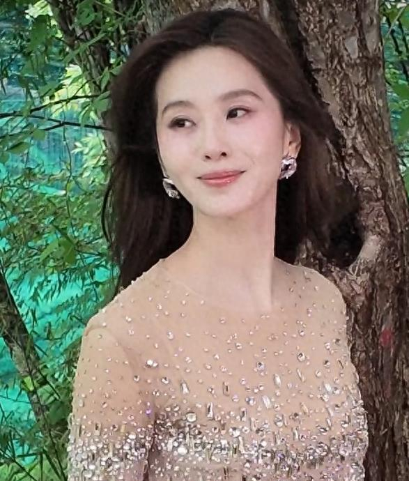  打开网易新闻 查看精彩图片 
