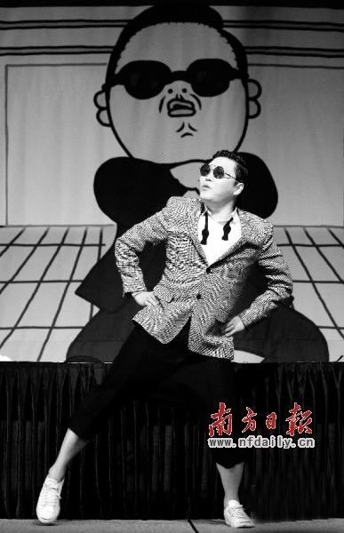 韩国歌手朴载相迅速走红。